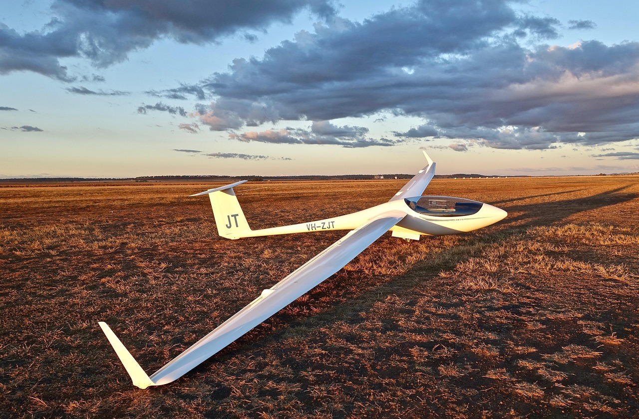 Gliding: Finding Lift in Air That Looks Empty